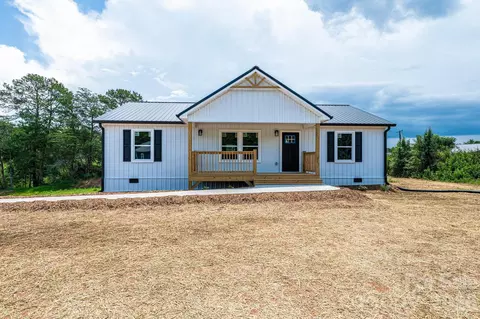112 Dove Sw St SW, Lenoir, NC 28645