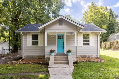 44 Lr Smith Ave, Hendersonville, NC 28791