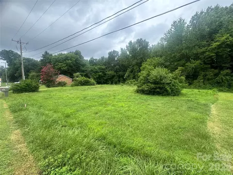 300 W C Ave #C, Charlotte, NC 28208