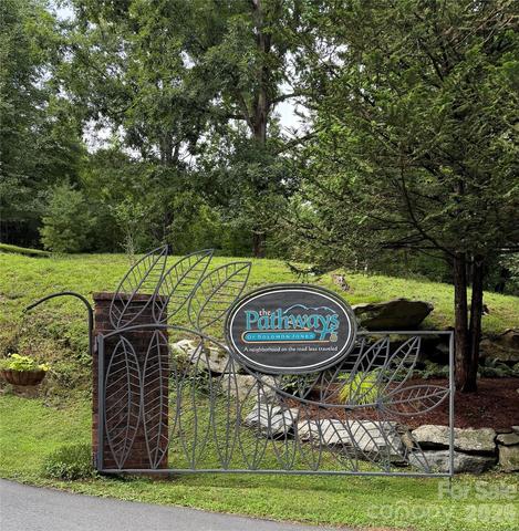 0 Gateway 10 Dr #10, Hendersonville, NC 28739