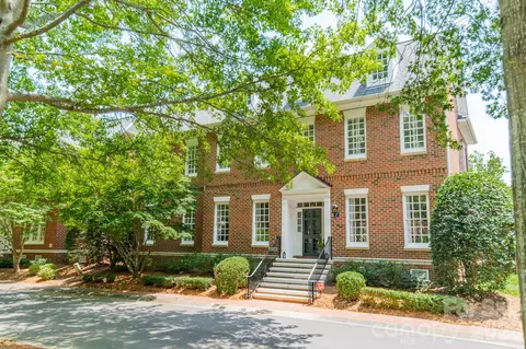 5110 Oxford Crescent Ct, Charlotte, NC 28226