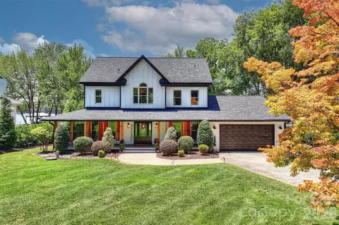 119 Sterling Oak Ln, Mooresville, NC 28117