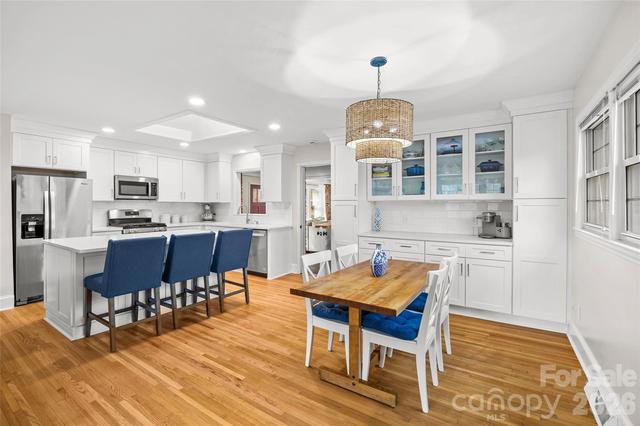 6326 Rosecrest Dr, Charlotte, NC 28210