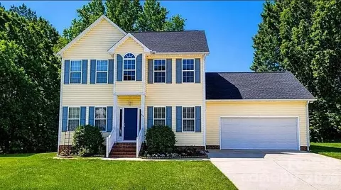 974 Avery Ct, Concord, NC 28025