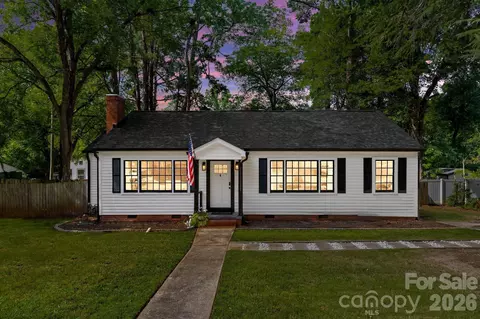 350 Jefferson E St E, York, SC 29745