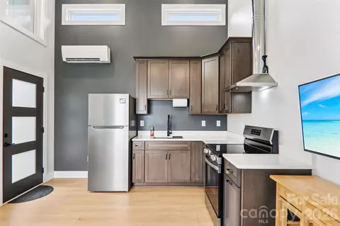 Kitchen - 18 Baker Pl, Arden, NC 28704 photo 2 of 5