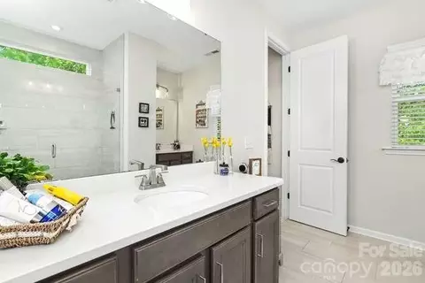 Bath - 534 Madison Falls Ct, Fort Mill, SC 29708 photo 3 of 4