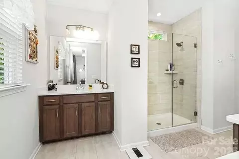 Bath - 534 Madison Falls Ct, Fort Mill, SC 29708 photo 1 of 4