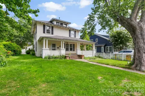 729 5th W Ave W, Hendersonville, NC 28739