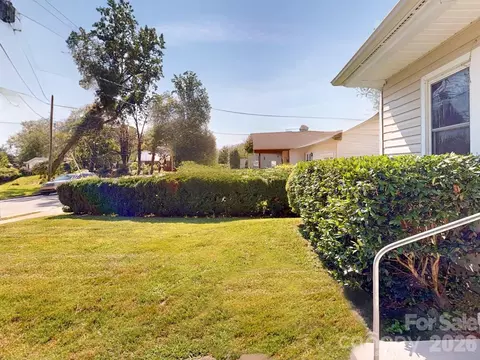 Exterior - 331 Probart St, Brevard, NC 28712 photo 1 of 3