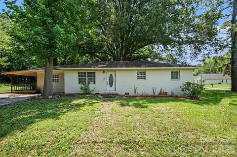 151 Central Ave, Norwood, NC 28128