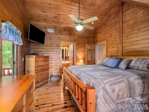 Bedroom - 916 Fire Tower Rd, Bostic, NC 28018 photo 5 of 8