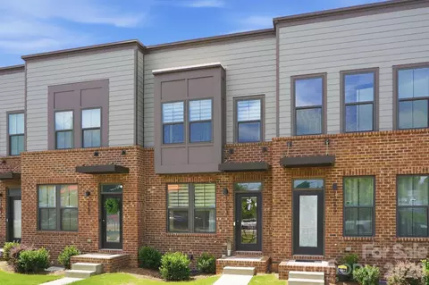 1063 Simcoe Ln, Charlotte, NC 28217