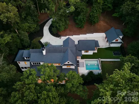 13702 Sage Thrasher Ln, Charlotte, NC 28278