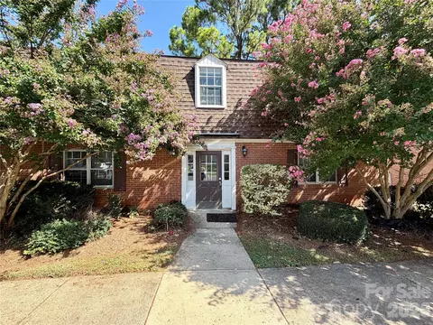 5805 Hunting Ridge J Ln #J, Charlotte, NC 28212