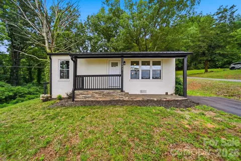343 Shasta Ln, Lenoir, NC 28645