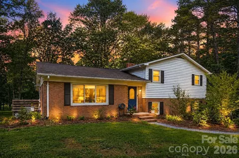 11060 Teresia Ln, Midland, NC 28107