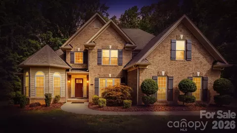 122 English Ivy Ln, Mooresville, NC 28117