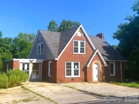 2689 Harris Henrietta Rd, Mooresboro, NC 28114