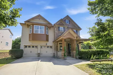 12604 Congregation Dr, Charlotte, NC 28278