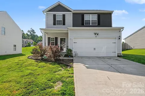 8411 Highgate Dr, Charlotte, NC 28215
