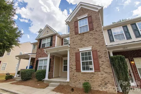 8618 Twined Creek Ln, Charlotte, NC 28227