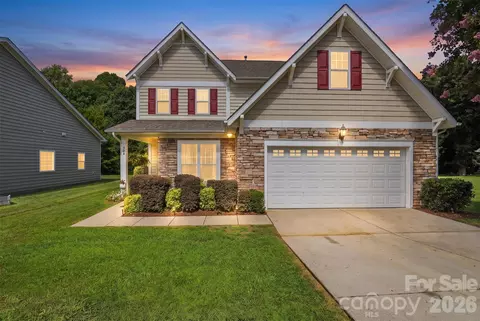 508 Sugar Tree Dr, Rock Hill, SC 29732