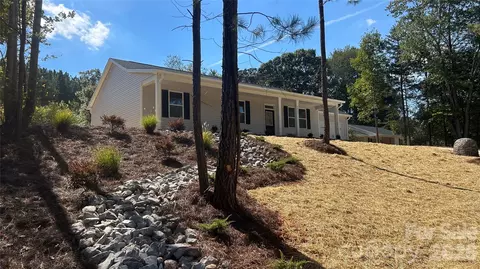 2935 Heavners Farm Ct, Lincolnton, NC 28092