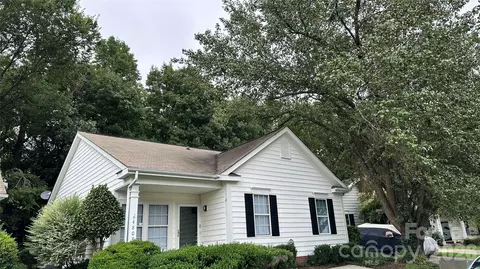 4807 Pennant Pl, Charlotte, NC 28212
