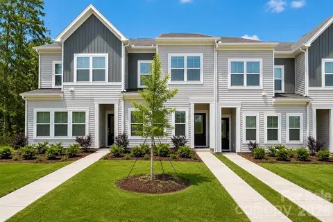 4750 Lakeview Rd, Charlotte, NC 28216