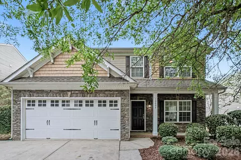 10004 Barrands Ln, Charlotte, NC 28278