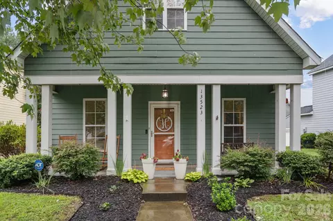 13523 Carleen Way Dr, Charlotte, NC 28213