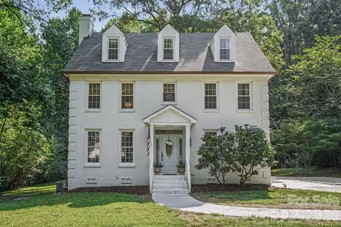 7024 Rothmore St, Charlotte, NC 28215