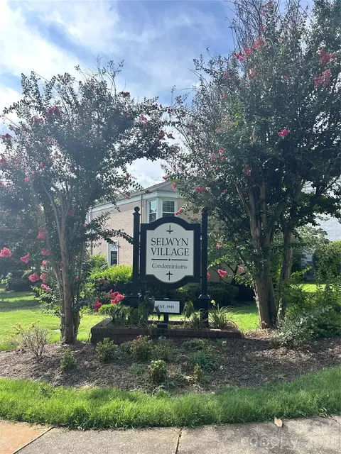 212 Wakefield A Dr #A, Charlotte, NC 28209