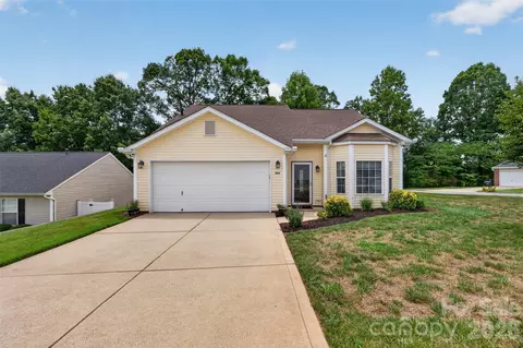 806 20th Avenue Se Pl SE, Hickory, NC 28602