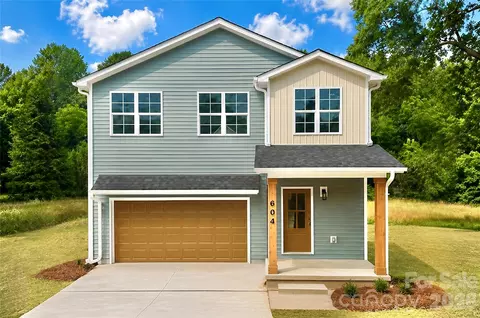 604 Sharon Dr, Statesville, NC 28625