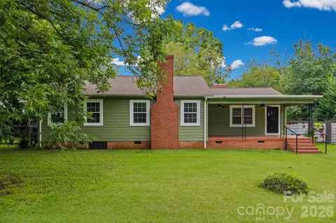 194 Old Limestone W Rd W, York, SC 29745