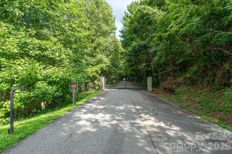 565 Pine Cone Trl, Marshall, NC 28753 photo 16