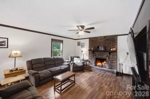 Living - 1326 Columbus St, Albemarle, NC 28001 photo 1 of 2