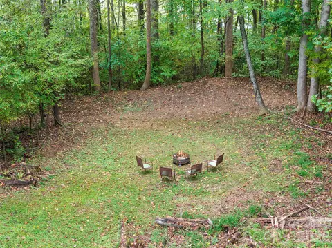 Exterior - 275 Knob Hill Estates Rd, Sylva, NC 28779 photo 8 of 9