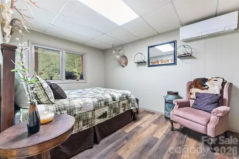 Bedroom - 275 Knob Hill Estates Rd, Sylva, NC 28779 photo 3 of 4