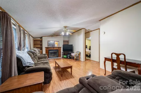 Living - 479 Mcdade Rd, Tryon, NC 28782 photo 2 of 4