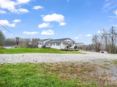 1086 Carters Ridge Rd, Spruce Pine, NC 28777 photo 43