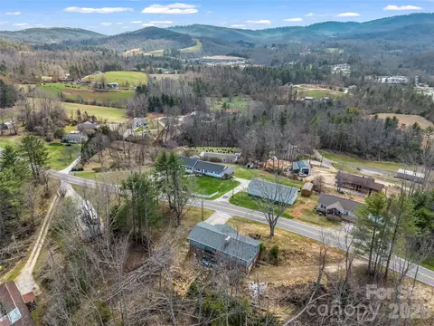 1086 Carters Ridge Rd, Spruce Pine, NC 28777 photo 47