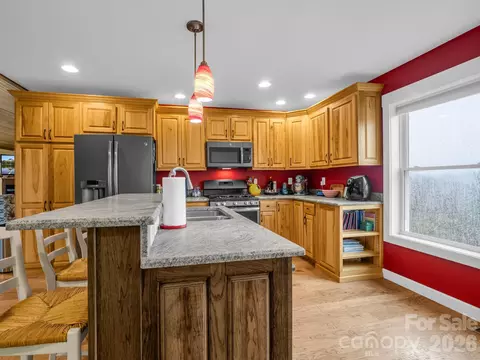 1086 Carters Ridge Rd, Spruce Pine, NC 28777 photo 21