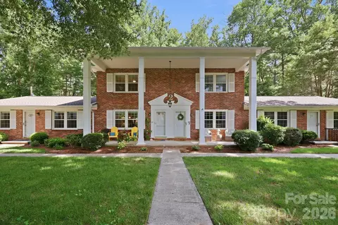 101 Boyd 2c Dr #2C, Flat Rock, NC 28731