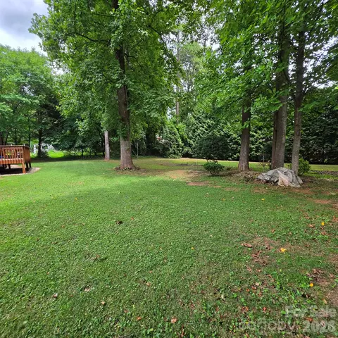 Exterior - 3402 Danial St, Conover, NC 28613 photo 3 of 6