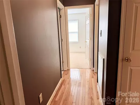 Entry Way - 3402 Danial St, Conover, NC 28613 photo 1 of 1