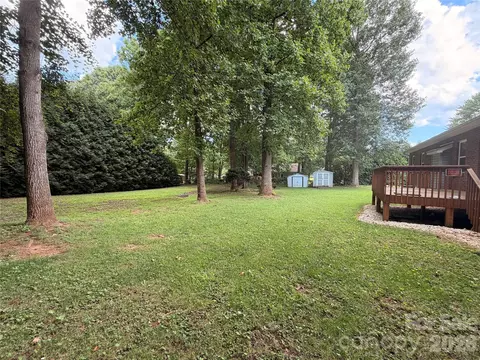 Exterior - 3402 Danial St, Conover, NC 28613 photo 6 of 6