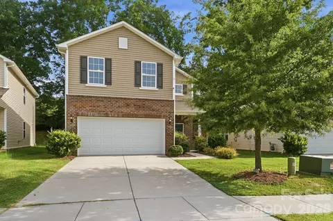 7019 Thornrose Dr, Charlotte, NC 28210